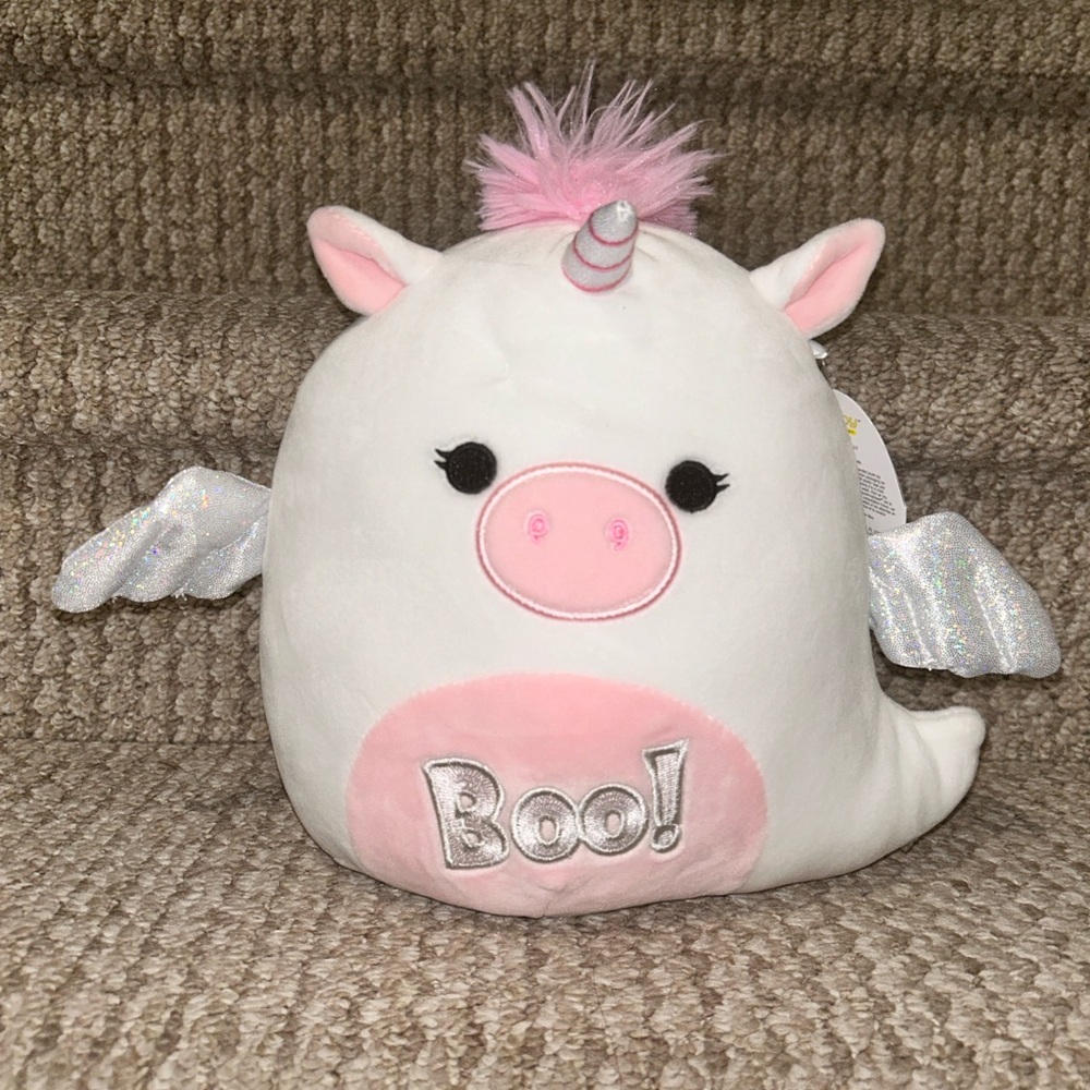 8 inch Aja Halloween edition squishmallow